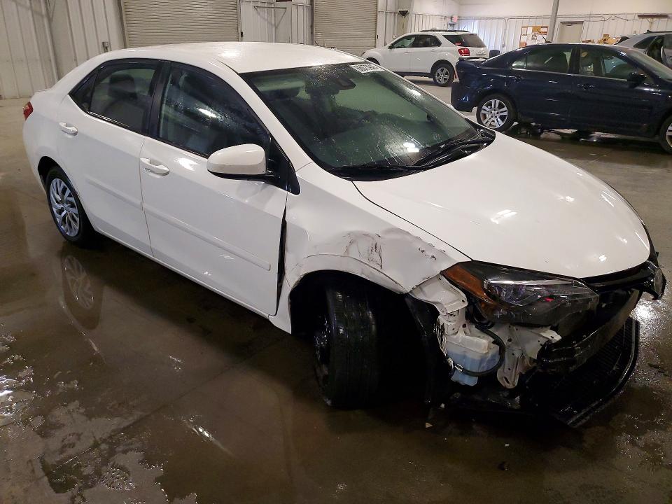 Photo 4 from auction – 2017 TOYOTA COROLLA with VIN 2T1BURHE7HC932232