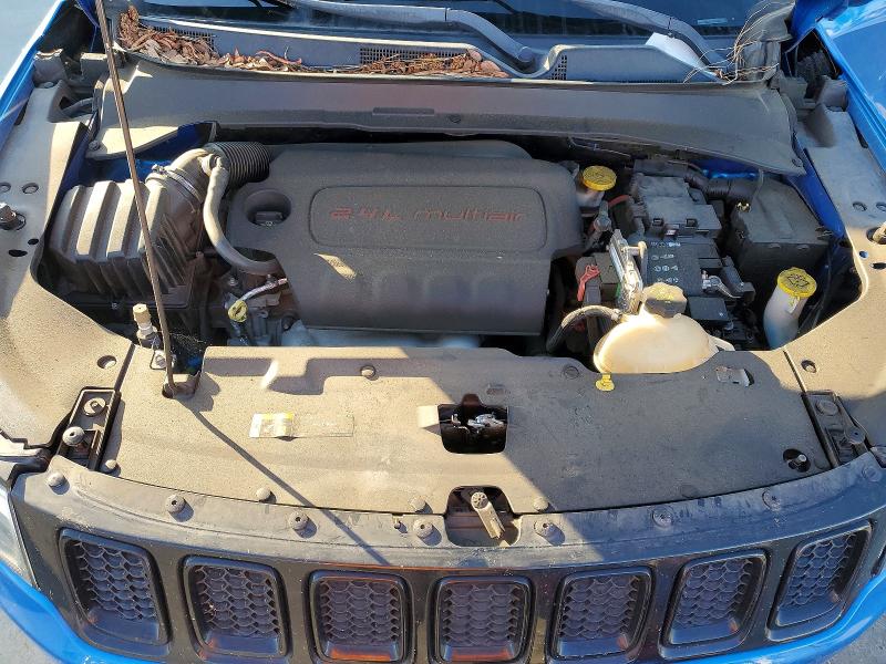 Photo 12 from auction – 2018 JEEP COMPASS with VIN 3C4NJDBB1JT394525