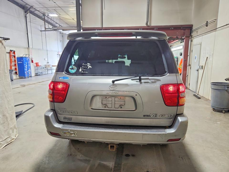 Photo 6 from auction – 2001 TOYOTA SEQUOIA with VIN 5TDBT48A41S028760