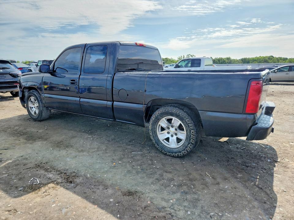 Photo 2 from auction – 2005 CHEVROLET SILVERADO with VIN 1GCEC19XX5Z214712
