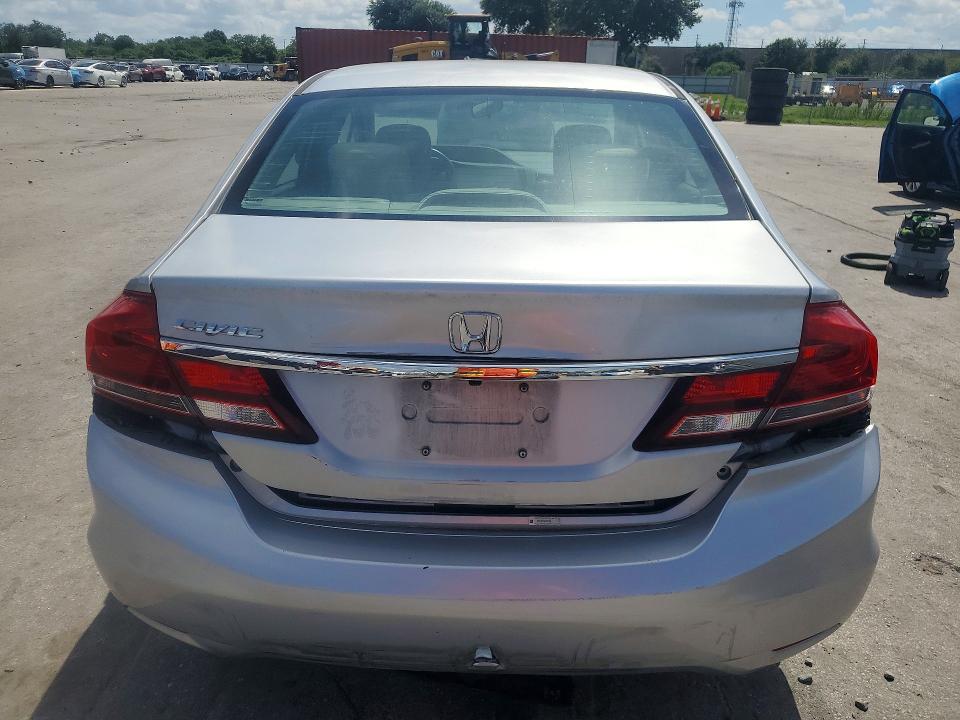 Photo 6 from auction – 2013 HONDA CIVIC with VIN 2HGFB2F53DH551285