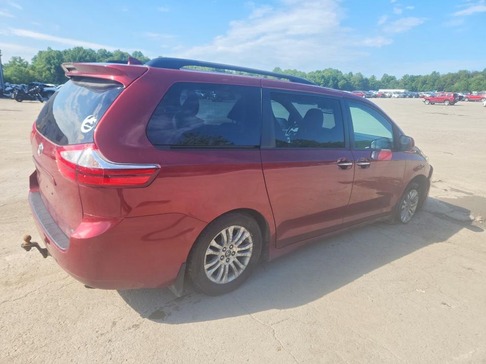 Photo 3 from auction – 2018 TOYOTA SIENNA with VIN 5TDYZ3DC0JS906730