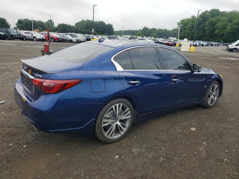 Photo 3 from auction – 2018 INFINITI Q50 with VIN JN1EV7AR1JM432378