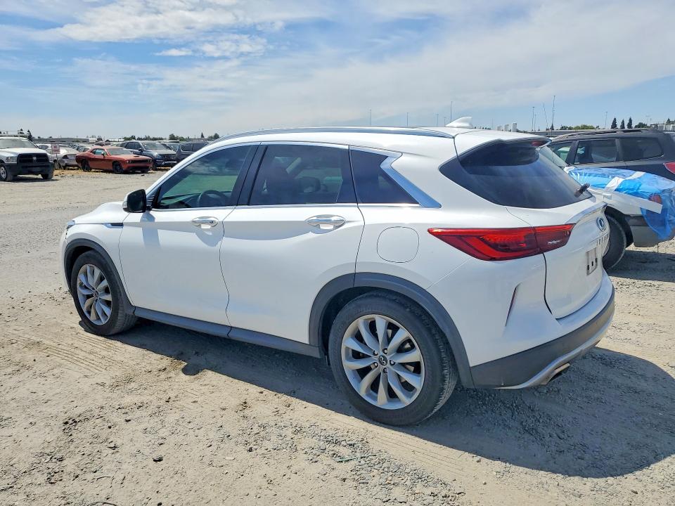 Photo 2 from auction – 2019 INFINITI QX50 with VIN 3PCAJ5M17KF108539