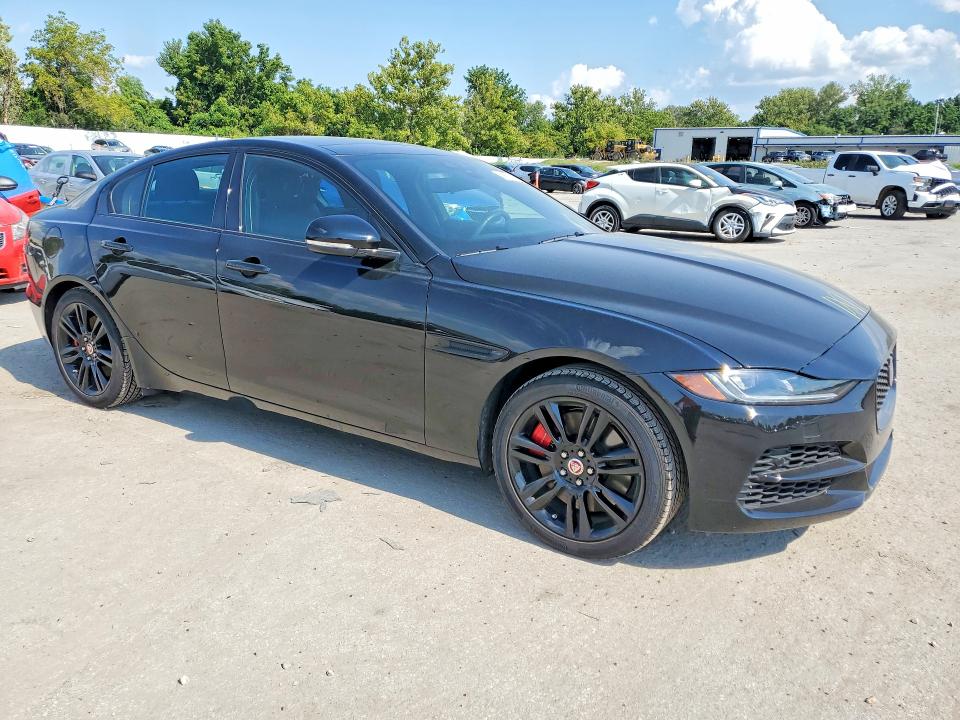 Photo 4 from auction – 2020 JAGUAR XE with VIN SAJAJ4FX5LCP63570