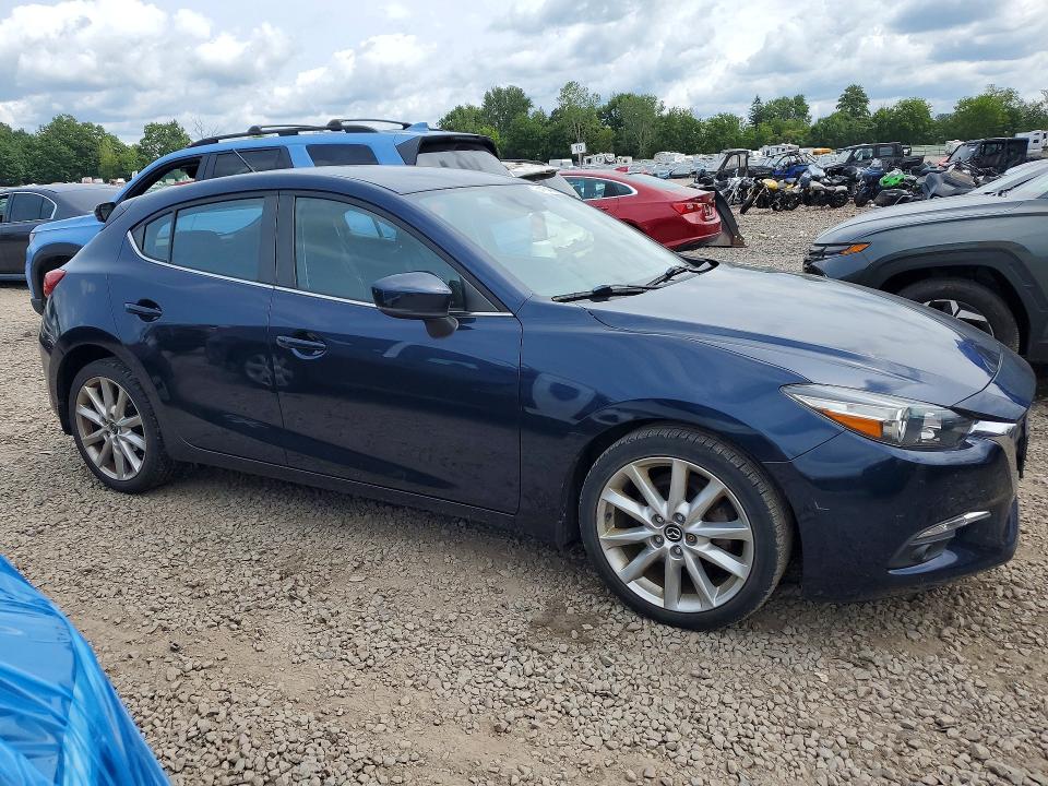 Foto 4 de la subasta – 2017 MAZDA 3 con VIN JM1BN1L7XH1152219