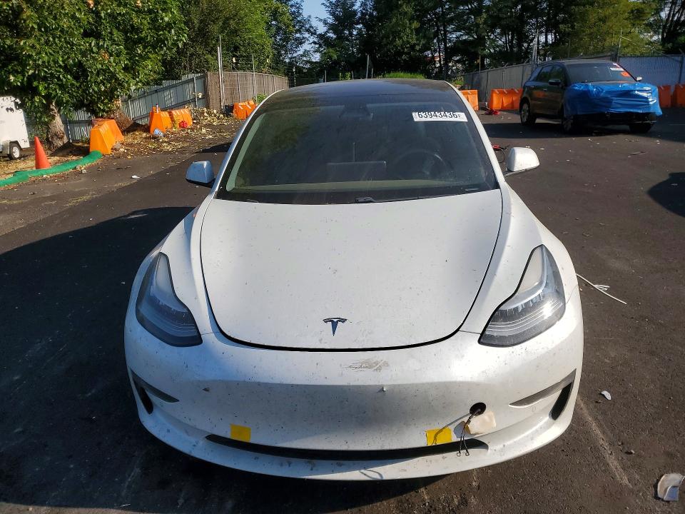 Foto 5 de la subasta – 2021 TESLA MODEL 3 con VIN 5YJ3E1EC2MF850887
