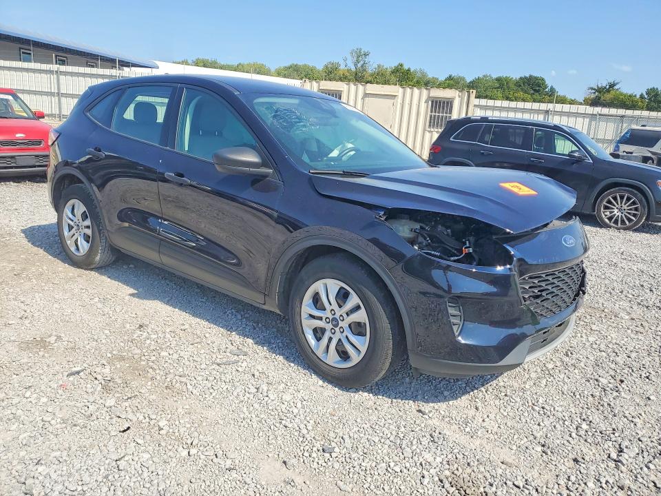 Photo 4 from auction – 2021 FORD ESCAPE with VIN 1FMCU0F61MUA96468