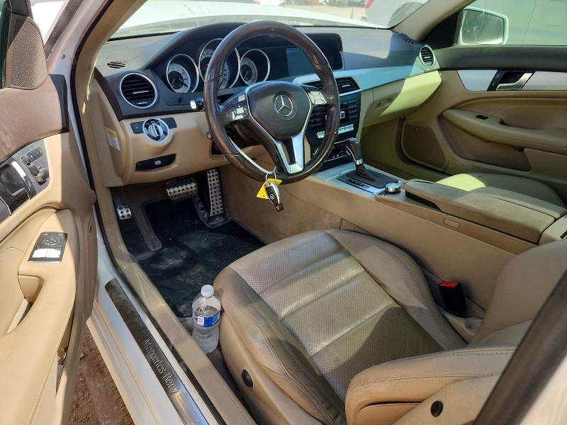Снимка 8 от търг – 2013 MERCEDES-BENZ C с VIN WDDGJ4HB1DG027896