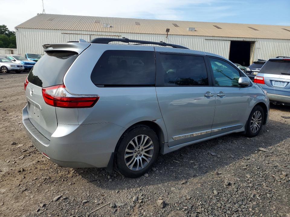 Photo 3 from auction – 2020 TOYOTA SIENNA with VIN 5TDYZ3DC4LS079155