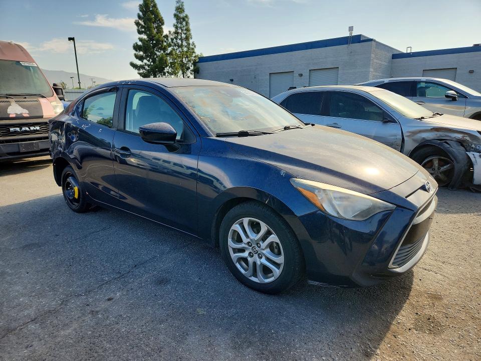 Photo 4 from auction – 2016 SCION IA with VIN 3MYDLBZV0GY118022