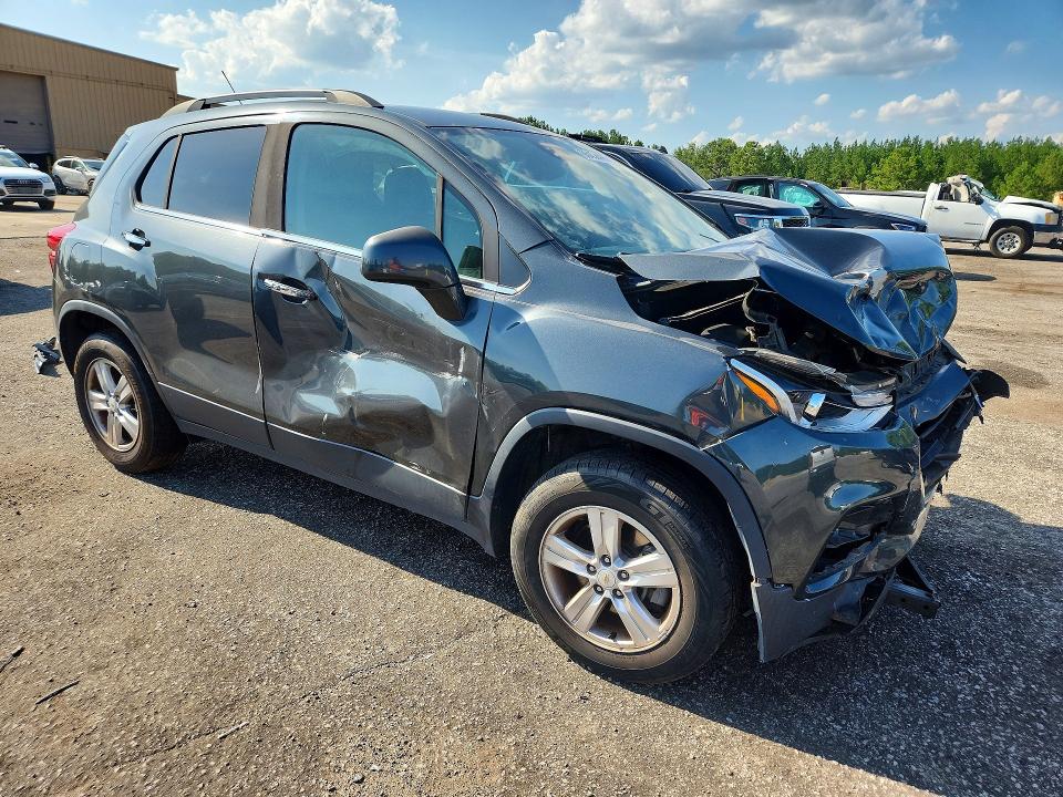 Photo 4 from auction – 2018 CHEVROLET TRAX with VIN KL7CJPSBXJB584752