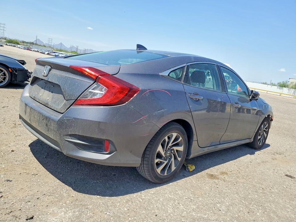 Photo 3 from auction – 2017 HONDA CIVIC with VIN 2HGFC2F7XHH540269