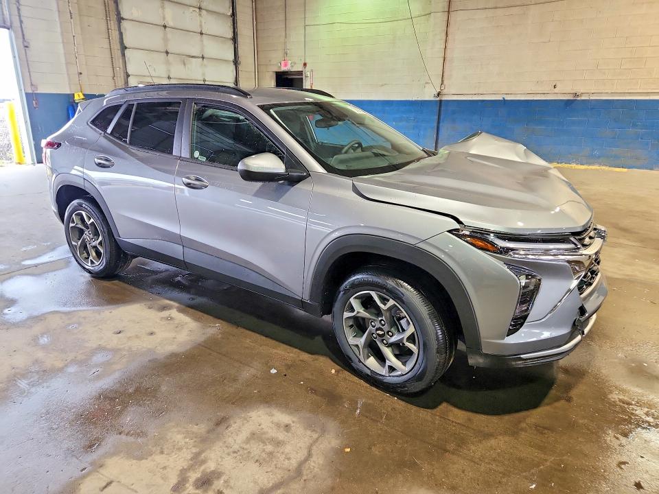 Photo 4 from auction – 2026 CHEVROLET TRAX with VIN KL77LHEP2TC186344