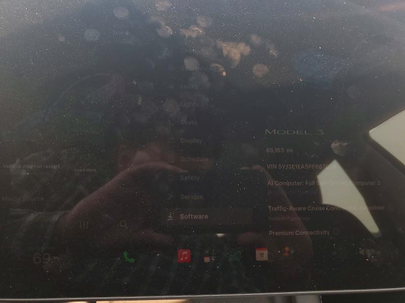 Photo 9 from auction – 2023 TESLA MODEL 3 with VIN 5YJ3E1EA5PF687039