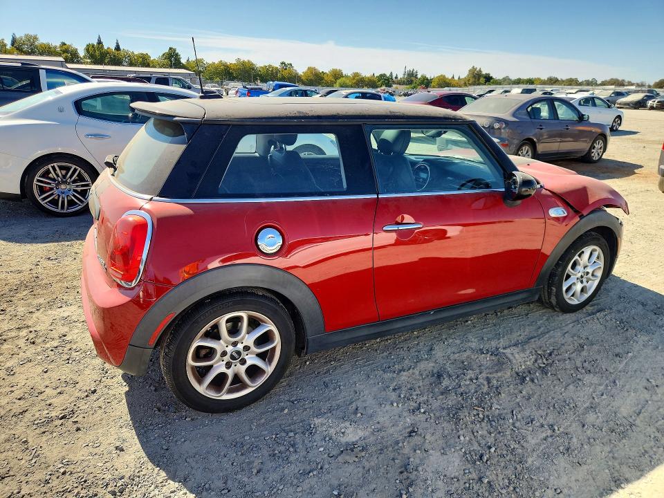 Photo 3 from auction – 2015 MINI COOPER with VIN WMWXP7C58F2A36543