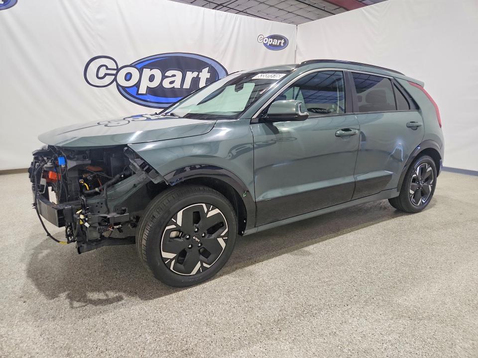 2023 KIA NIRO