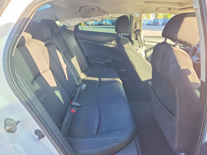 Photo 10 from auction – 2017 HONDA CIVIC with VIN 2HGFC2F76HH527499