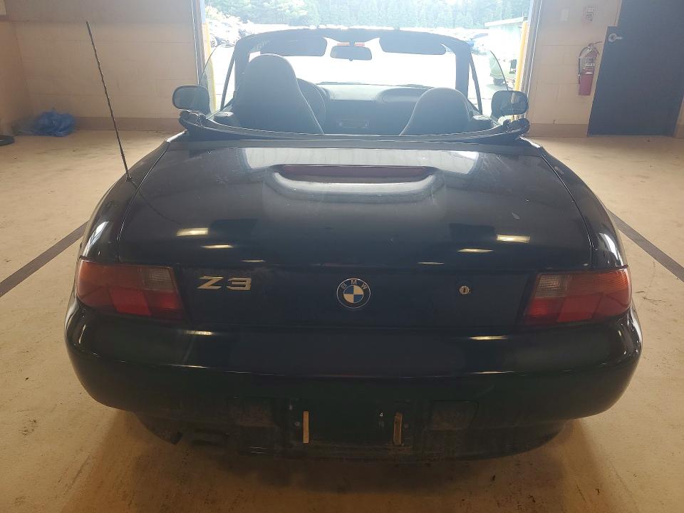 Photo 6 from auction – 1997 BMW Z3 with VIN 4USCH7324VLB82901