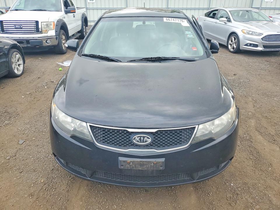 Photo 5 from auction – 2010 KIA FORTE with VIN KNAFU4A29A5170123