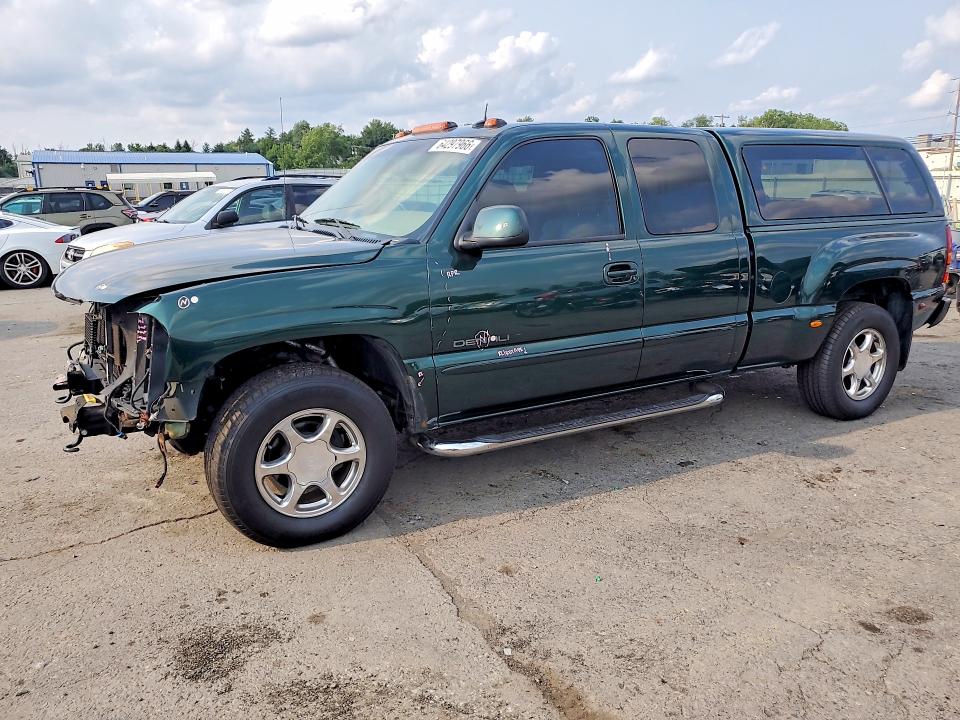 GMC SIERRA 2003 with VIN 2GTFK69U931354461 - Photo from auction