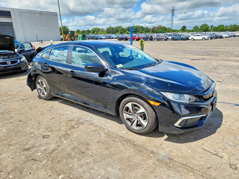 Photo 4 from auction – 2019 HONDA CIVIC with VIN 19XFC2F6XKE050360