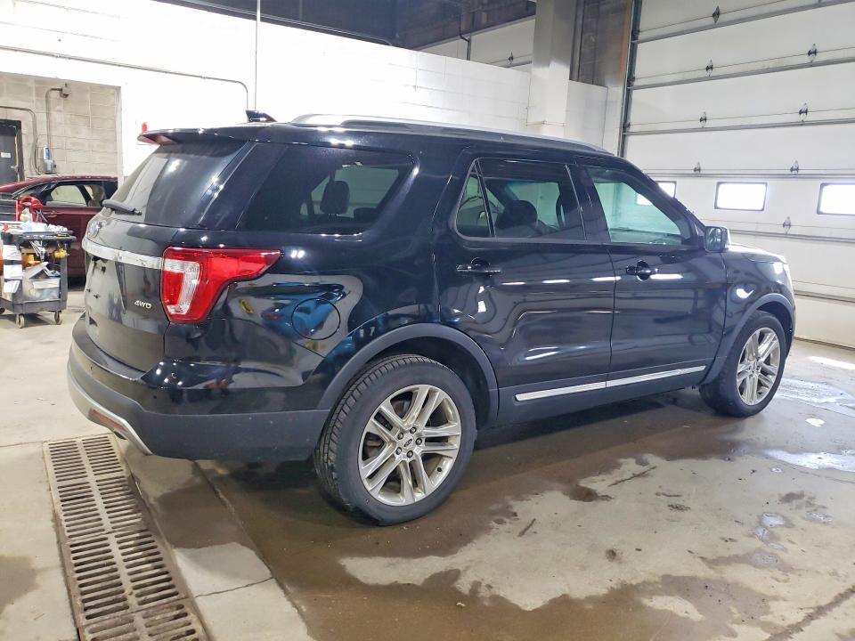 Photo 3 from auction – 2017 FORD EXPLORER with VIN 1FM5K8D88HGA74747