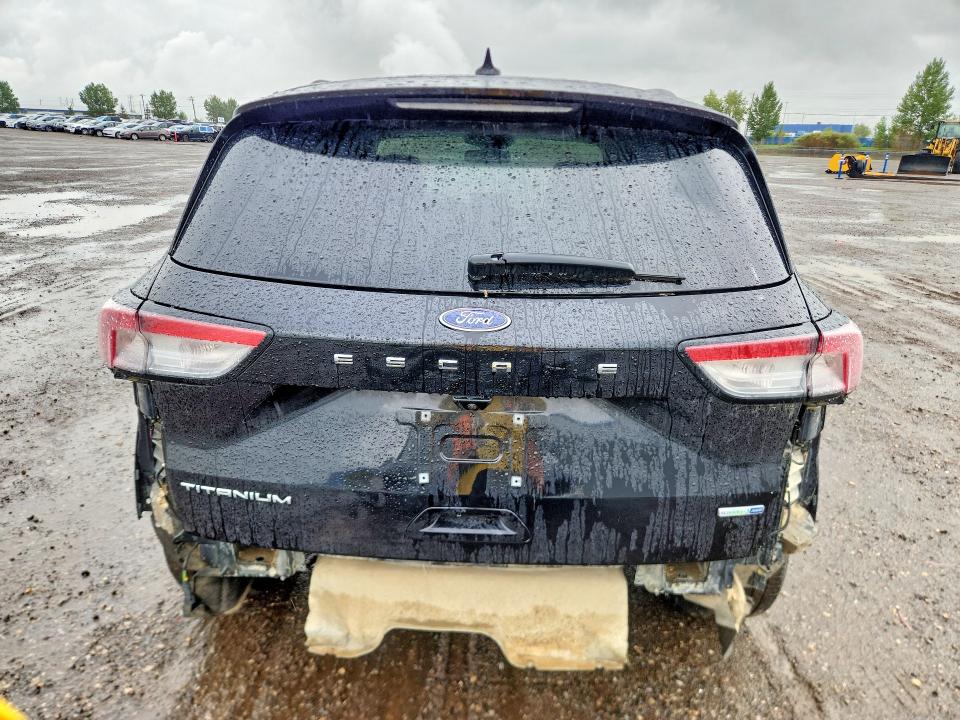 Photo 6 from auction – 2020 FORD ESCAPE with VIN 1FMCU9J92LUA16387