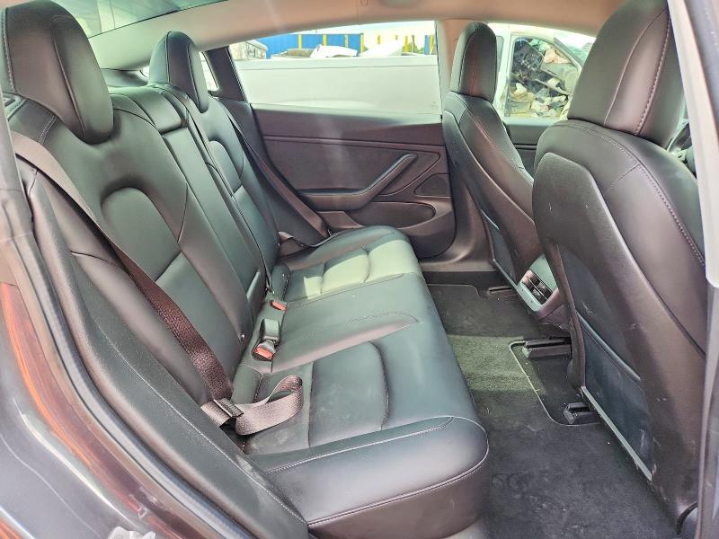 Photo 10 from auction – 2018 TESLA MODEL 3 with VIN 5YJ3E1EB6JF103845