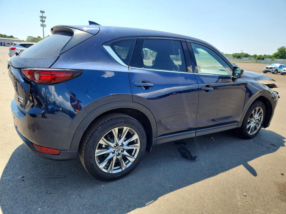 Photo 3 from auction – 2021 MAZDA CX-5 with VIN JM3KFBEY2M0428831