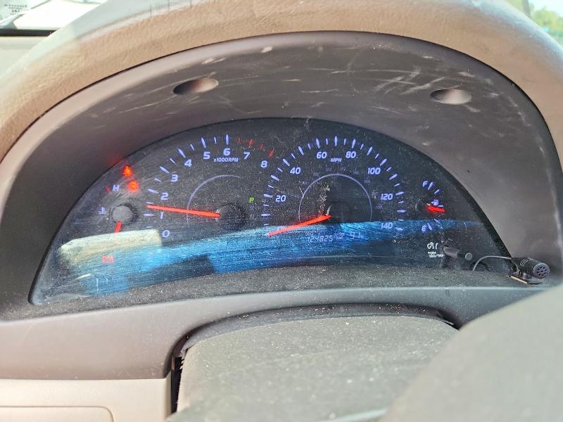 Photo 9 from auction – 2010 TOYOTA CAMRY with VIN 4T1BF3EK0AU085964
