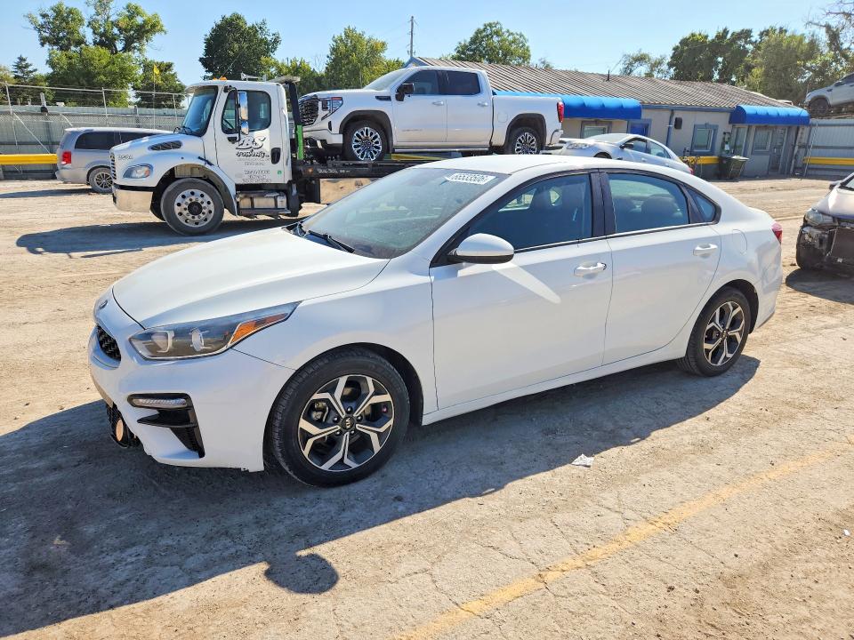 KIA FORTE 2021 с VIN 3KPF24AD5ME321591 - Фото с аукциона