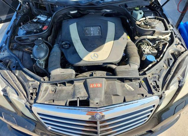 Photo 11 from auction – 2010 MERCEDES-BENZ E with VIN WDDHF5GB2AA052253