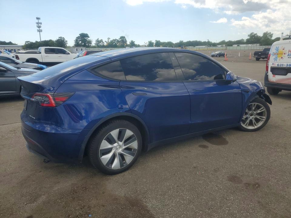 Photo 3 from auction – 2020 TESLA MODEL Y with VIN 5YJYGDEE2LF045263