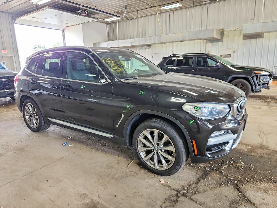 Photo 4 from auction – 2019 BMW X3 with VIN 5UXTR9C50KLR04655