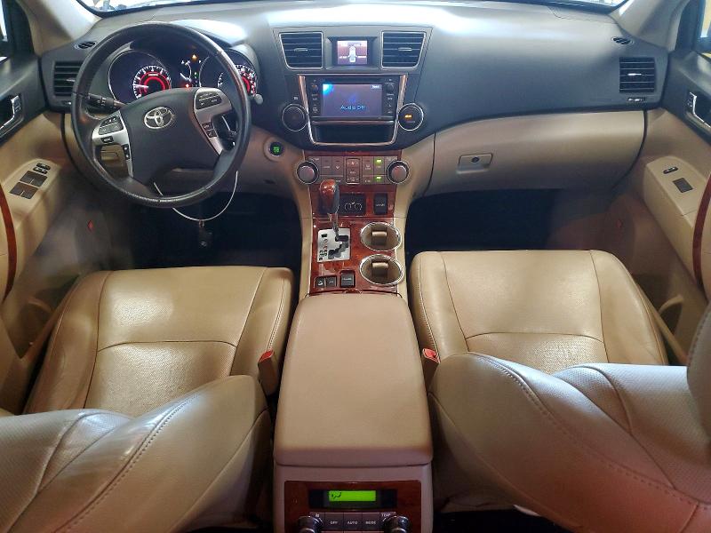 Photo 8 from auction – 2013 TOYOTA HIGHLANDER with VIN 5TDDK3EH0DS217224