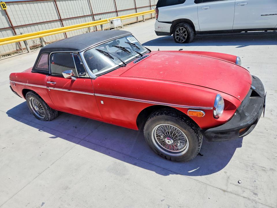 Photo 4 from auction – 1977 MG MGB with VIN GHN5UH426129G