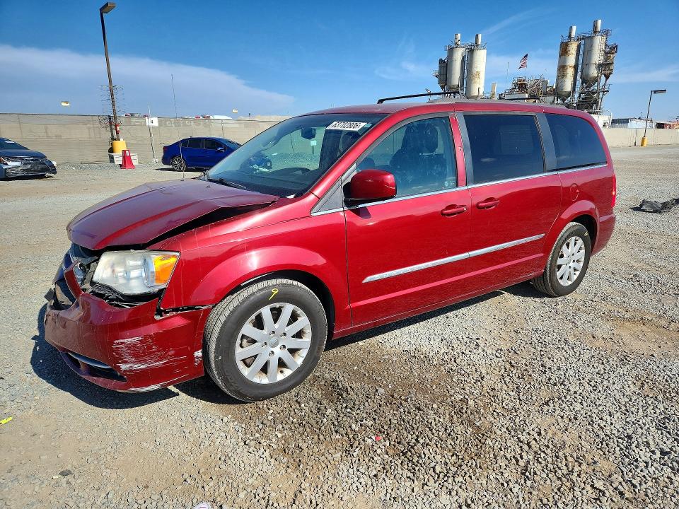 2015 CHRYSLER TOWN & COUNTRY - Търг №63702806