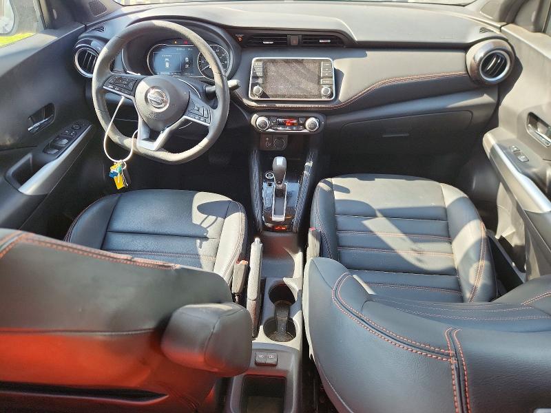 Photo 8 from auction – 2019 NISSAN KICKS with VIN 3N1CP5CU2KL528863