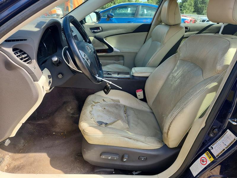 Photo 7 from auction – 2011 LEXUS IS with VIN JTHCF5C29B5047540