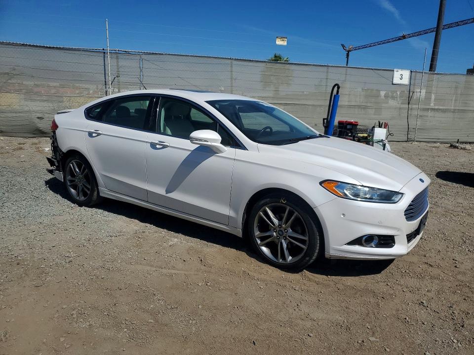 Foto 4 de la subasta – 2016 FORD FUSION con VIN 3FA6P0K97GR106849
