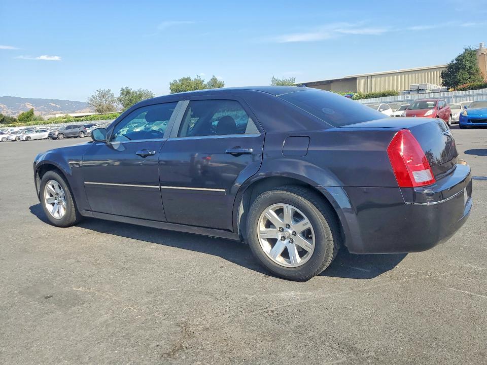 Photo 2 from auction – 2007 CHRYSLER 300 with VIN 2C3KA53G47H773608