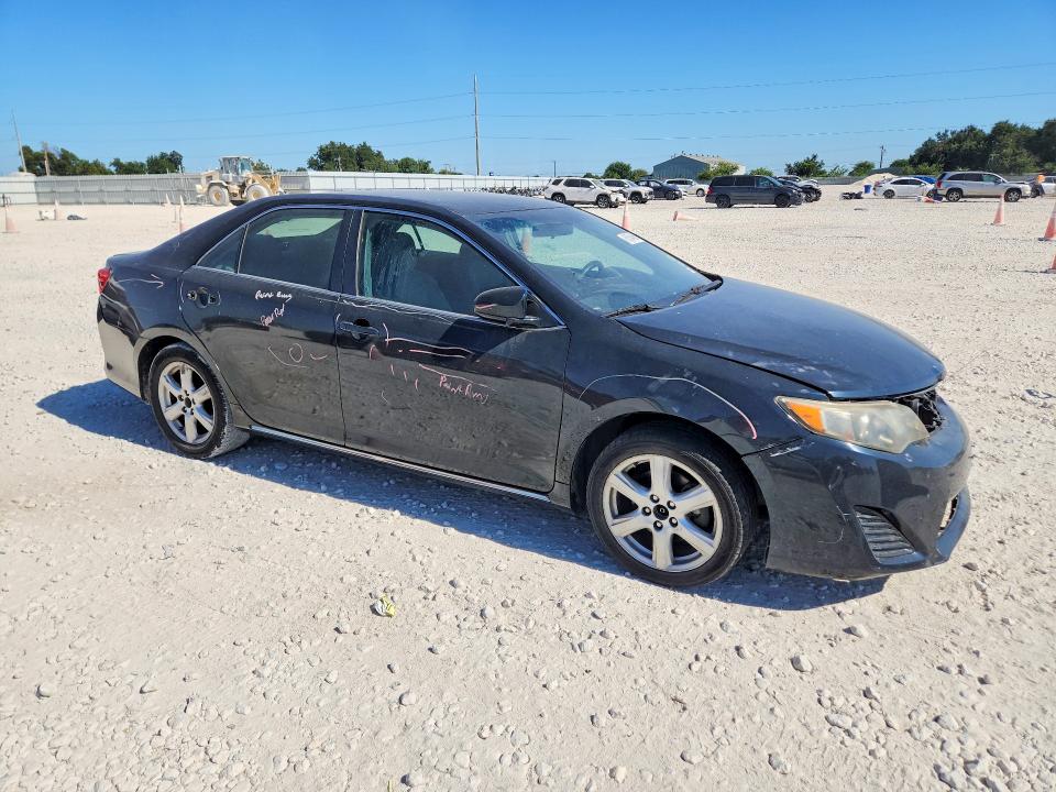Photo 4 from auction – 2012 TOYOTA CAMRY with VIN 4T1BF1FK1CU037704