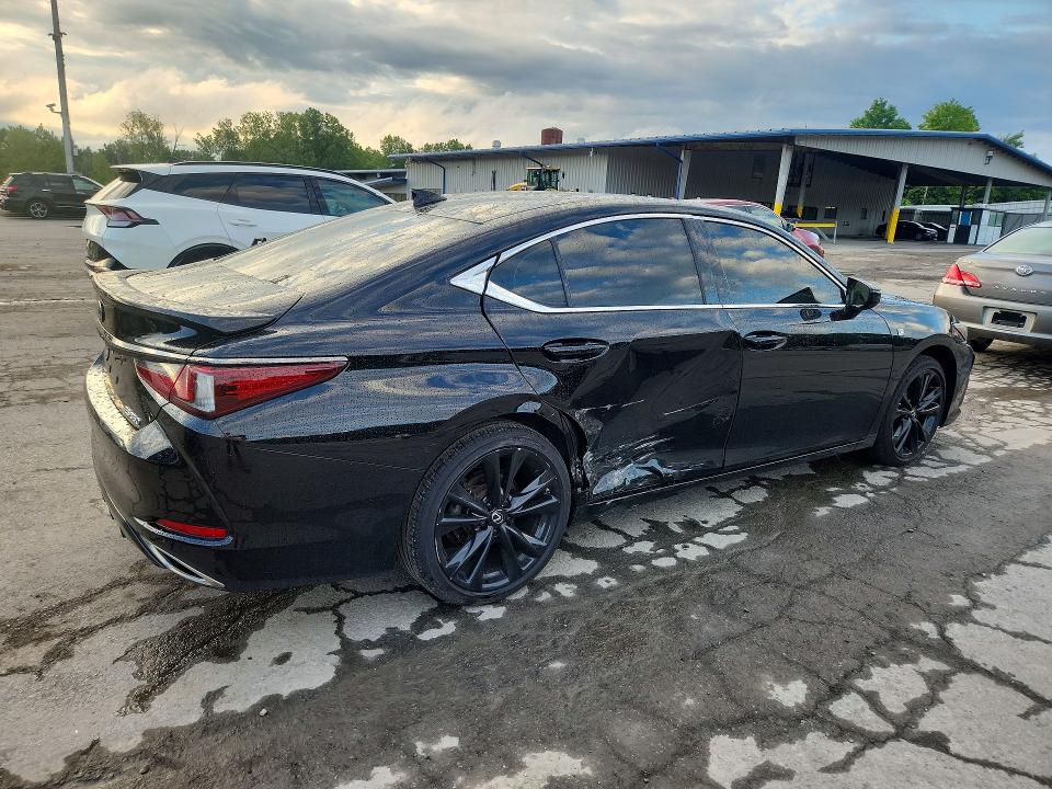 Photo 3 from auction – 2022 LEXUS ES with VIN 58AJZ1B10NU119161