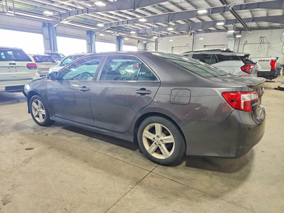 Photo 2 from auction – 2014 TOYOTA CAMRY with VIN 4T1BF1FK9EU852607