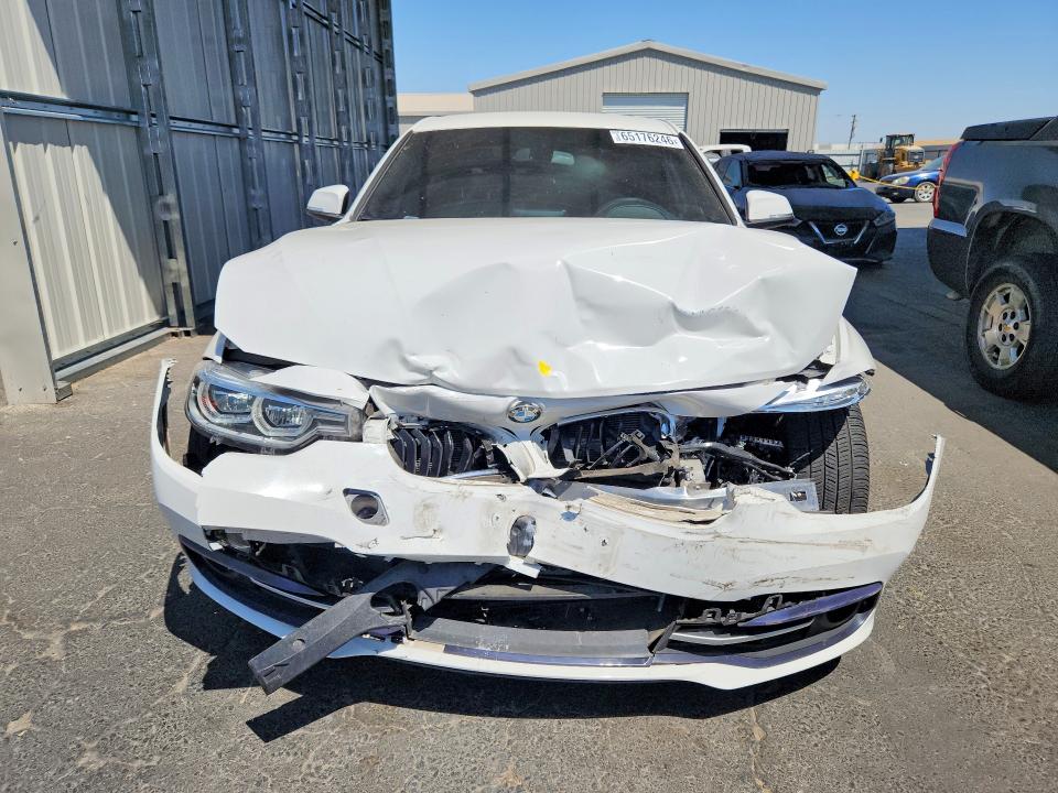 Zdjęcie 5 z aukcji – 2018 BMW 330 z VIN WBA8B9G59JNU57880