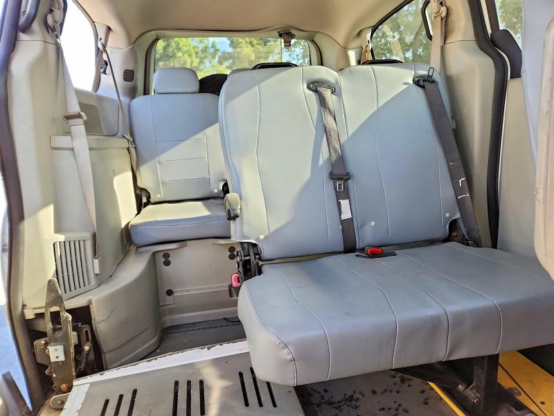 Photo 10 from auction – 2017 DODGE GRAND CARAVAN with VIN 2C4RDGBG3HR768023