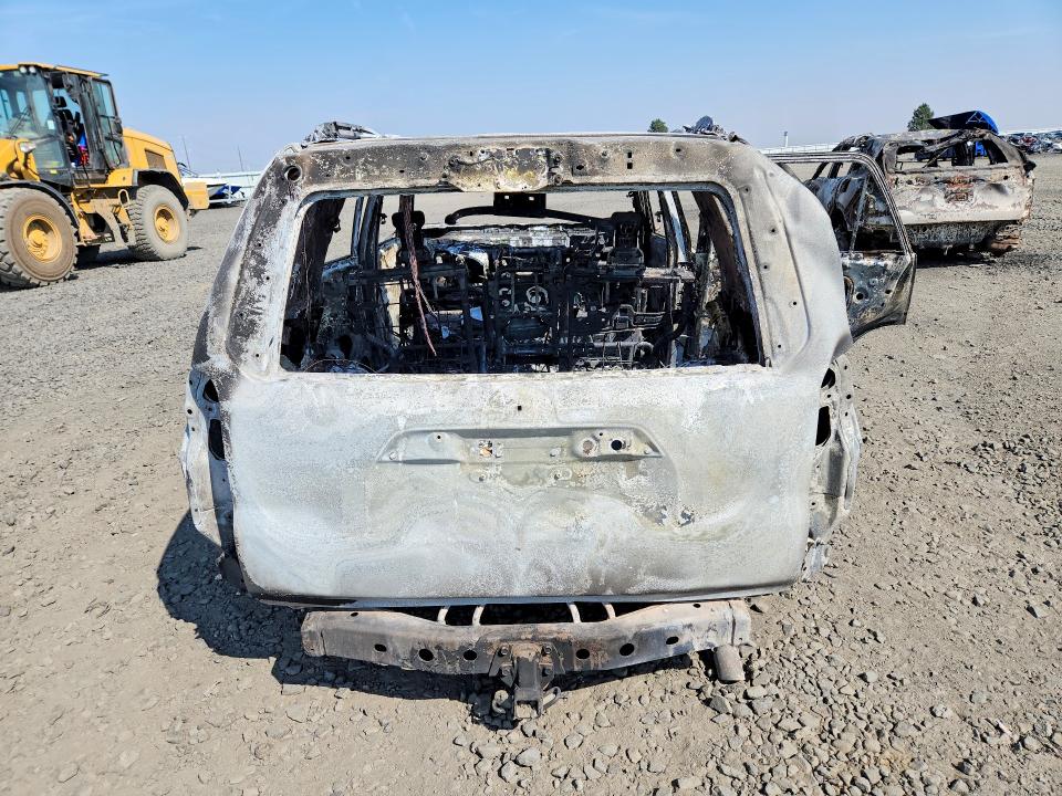 Photo 6 from auction – 2024 TOYOTA 4RUNNER with VIN JTERU5JR0R6223554