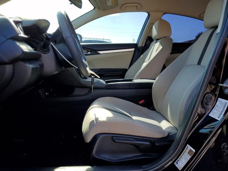 Photo 7 from auction – 2017 HONDA CIVIC with VIN 2HGFC2F56HH523161