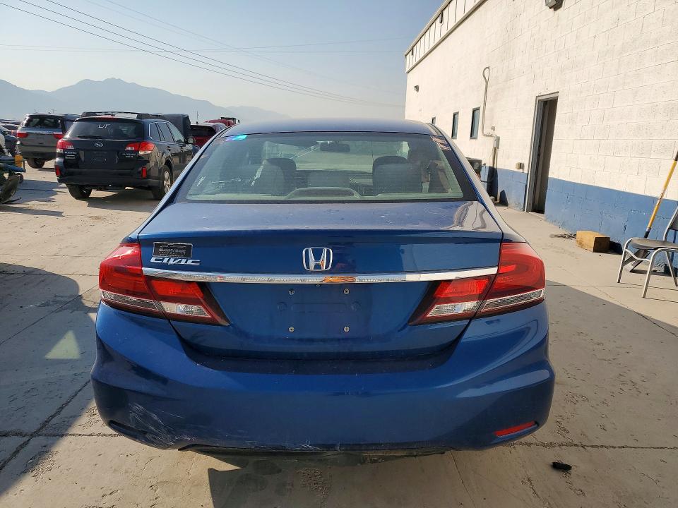 صورة رقم 6 من المزاد - 2015 HONDA CIVIC مع VIN 2HGFB2F54FH556580